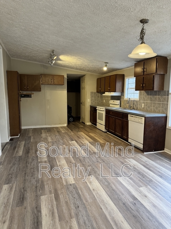 Photo - 5816 Goolsby Ct