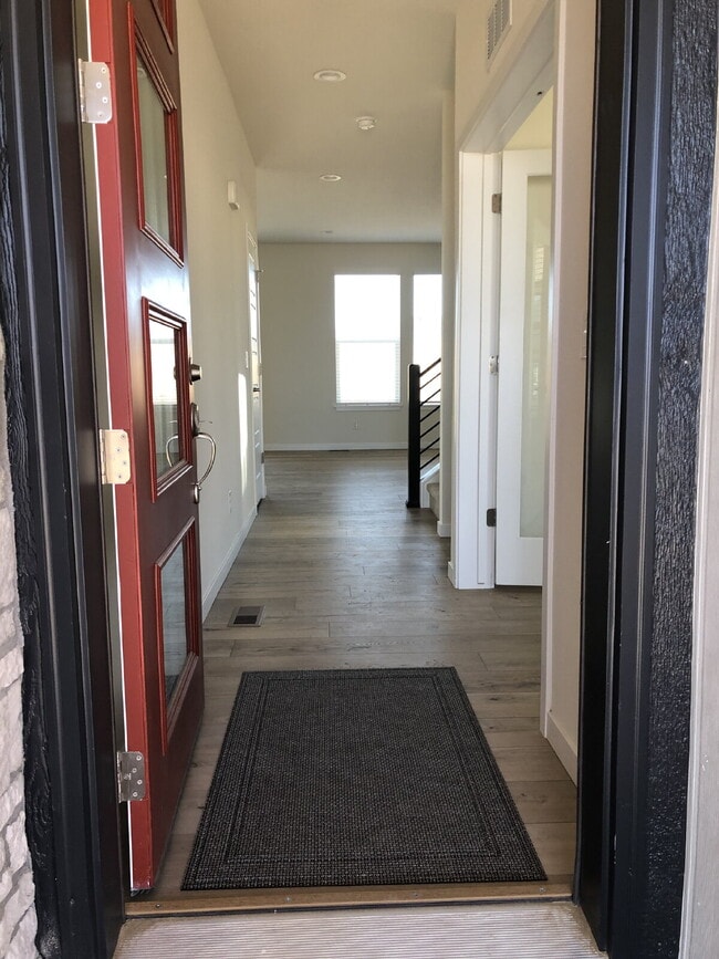 Photo - 145 Mohawk Cir