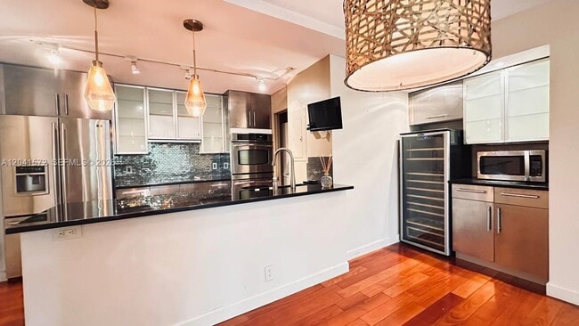 Photo - 900 River Reach Dr Unit 404