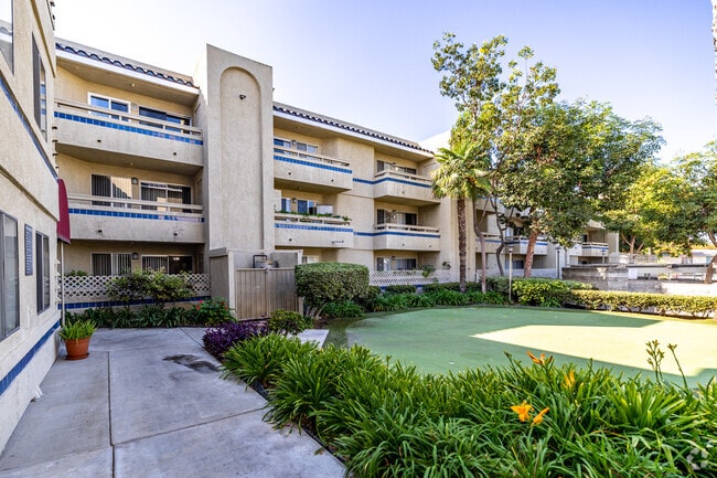 Photo - New Horizon Village Senior Apartment Homes