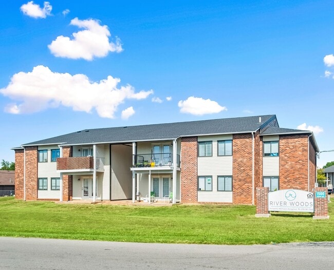 River Woods Apartments