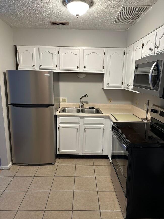 Photo - 301 S Rogers St Unidad 305 S Rogers St.