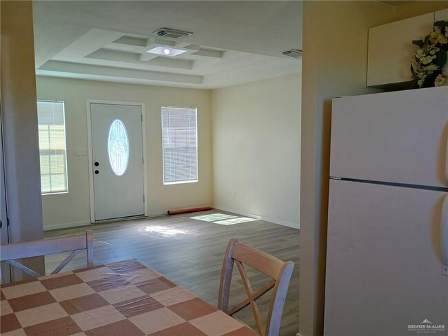 Photo - 12 Valdez Rd