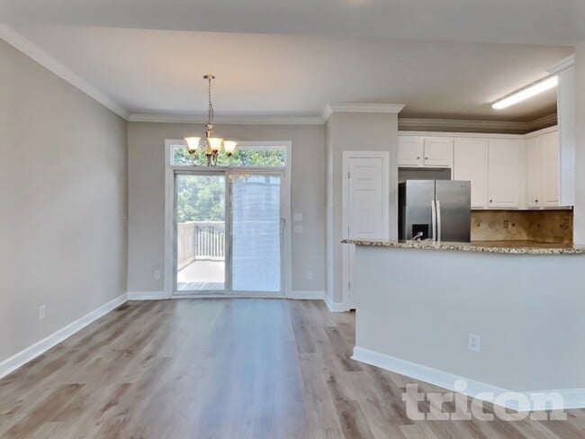 Photo - 79 Kerrylane Dr