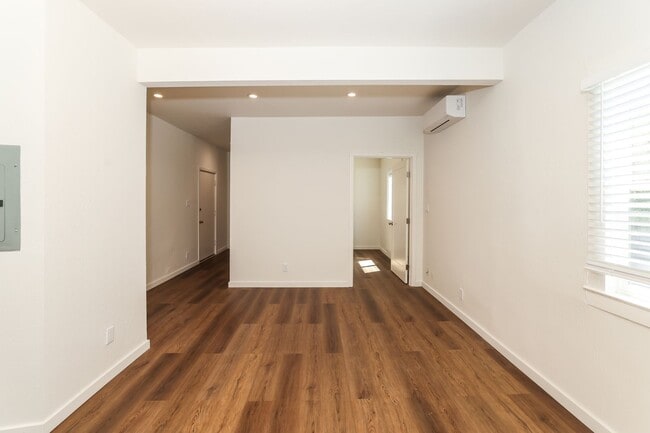 Photo - Beautifully Renovated Berkeley Unit!