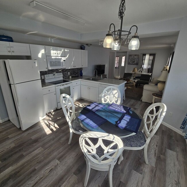 Photo - 1304 Worden Ave