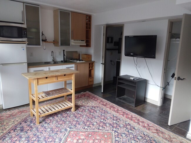 Photo - 3331 Dickens St Unit Studio1