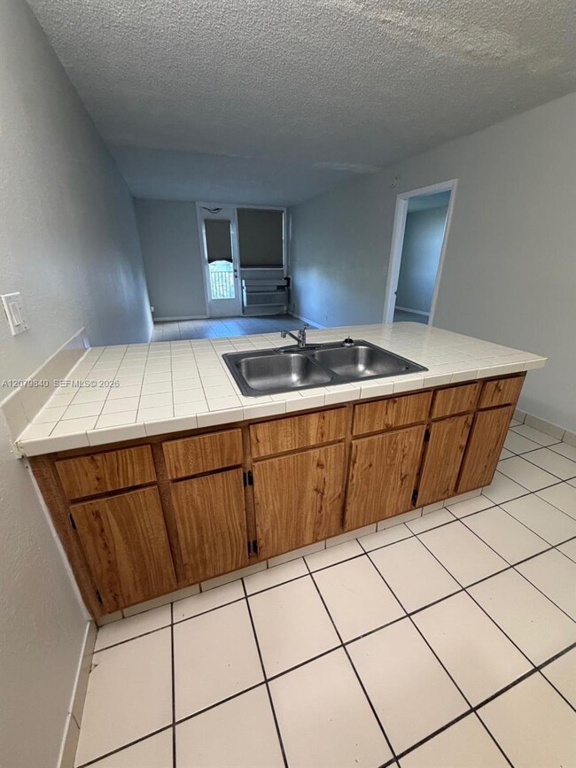 2771 Riverside Dr Unit 503-A