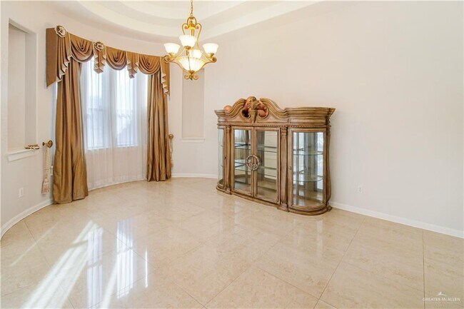 Photo - 39 Summer Breeze Ave