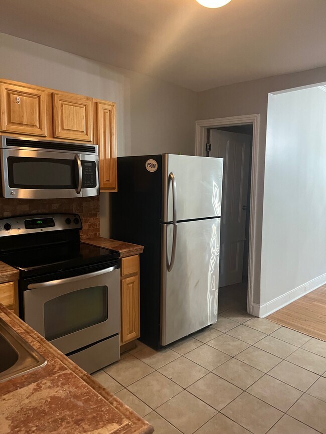 Photo - 2207 Bainbridge St