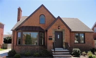 Building Photo - 3924 Warrendale Rd Rental