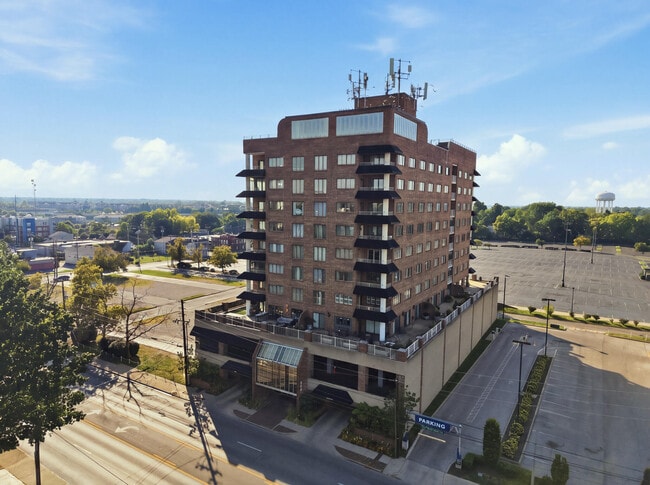 Photo - 355 S Broadway Park Unit 305