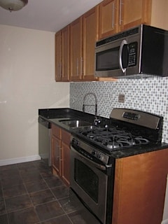 Photo - 1931 N Cleveland St Unit 106