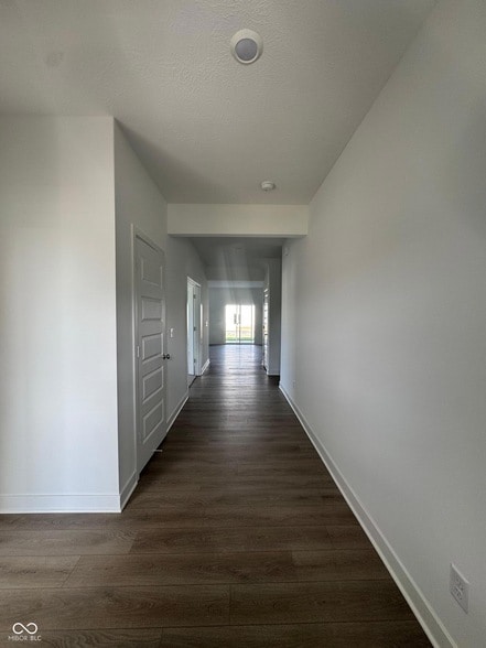 Photo - 3556 Cosmic Ct