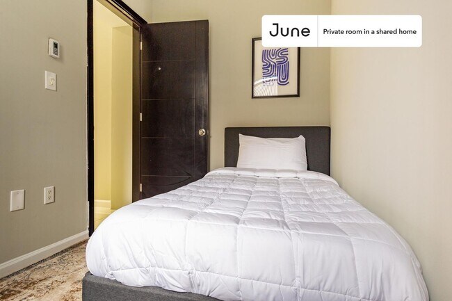 Photo - Room in Shared 4 bed/1.5 bath home Unit A