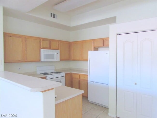 700 Carnegie St Unit 411
