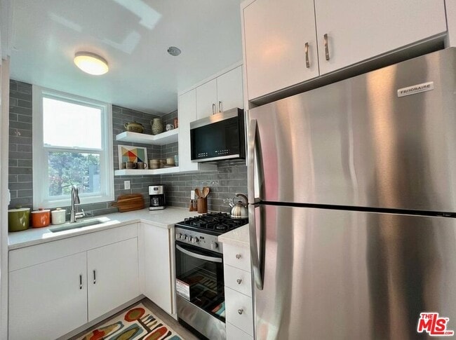 Photo - 1920 Preston Ave Unidad 3/4