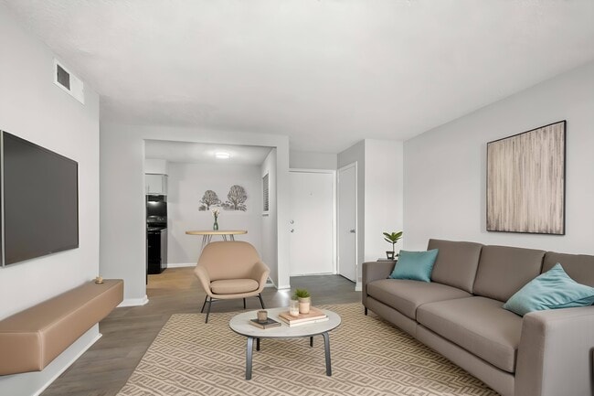 Photo - Sumner Estates