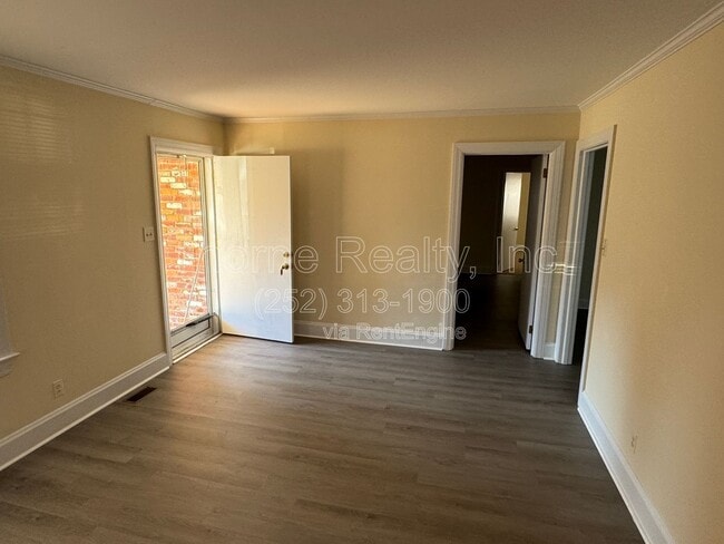 Photo - 3924 Sunset Ave