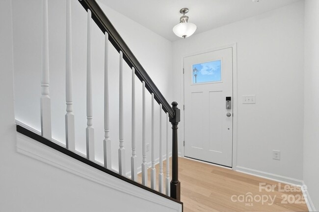 Photo - 3210 Stelfox St