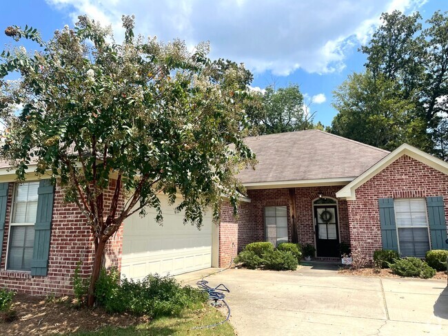 Building Photo - 3 Bedroom in Flowood For Rent! Rental