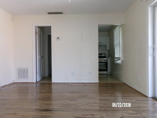 Building Photo - 13828 Orange Sunset Dr Unit 202