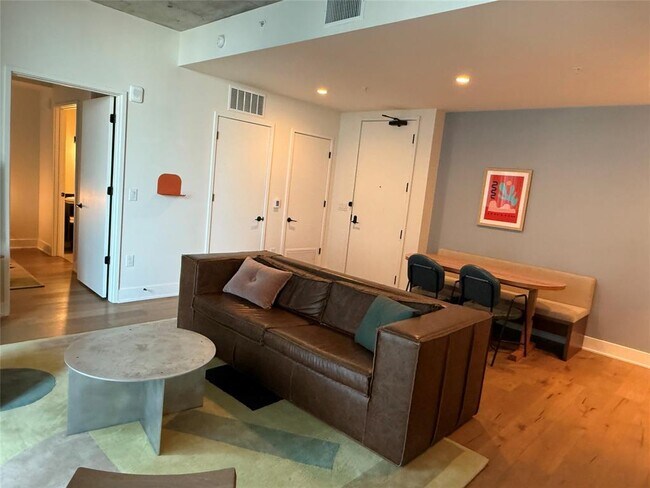 Photo - 48 East Ave Unit 2509
