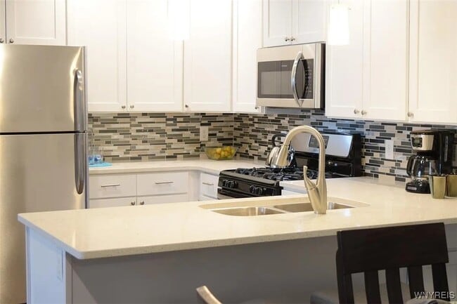 Photo - 6626 Erie Rd