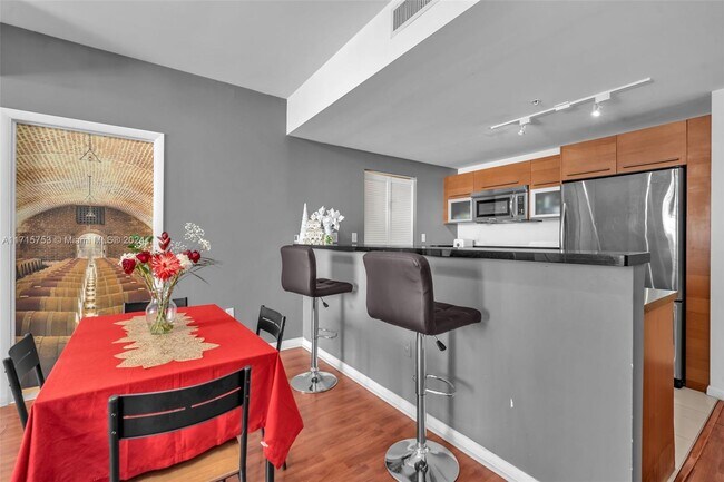 Photo - 244 Biscayne Blvd