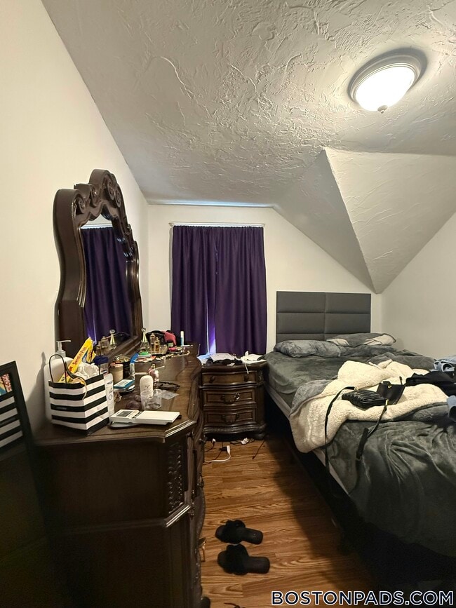 Photo - 45 Elm St Unit 3