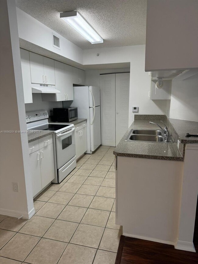 Photo - 440 S Park Rd Condo Unit 4-103