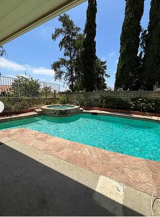 Photo - 18406 Tuba St