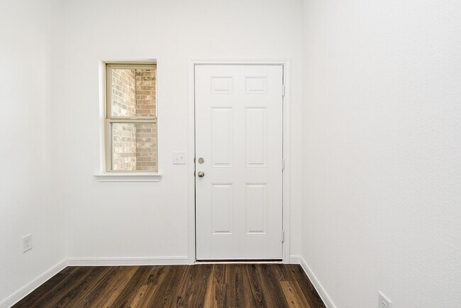 Photo - 14499 Cedar Ledge Ln