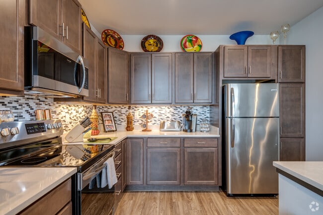 2 BR, 2 BA - 1,284SF