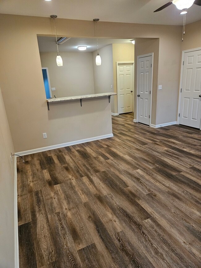 Photo - 1911 9th Ave N