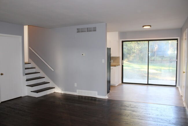 Photo - Spacious 3 bedrooms and 2 bath with vanity...