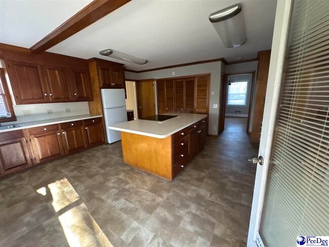 Photo - 1315 Sylvan Dr