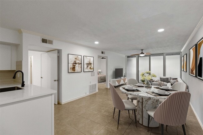 Building Photo - 5353 Institute Ln Unit 12