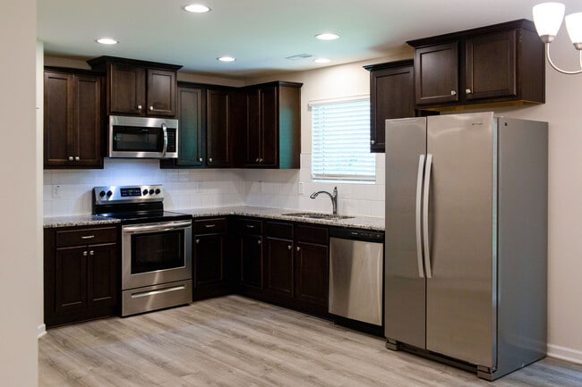 Photo - 2801 Killian Ct