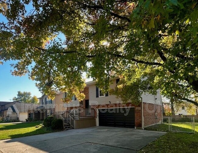 Photo - 2600 Saybrooke Dr