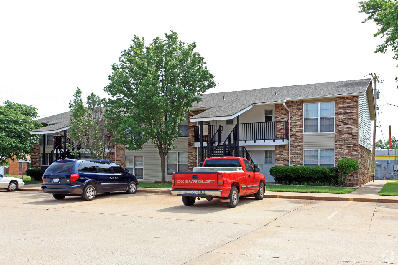Photo - Kingfisher Village Apartments