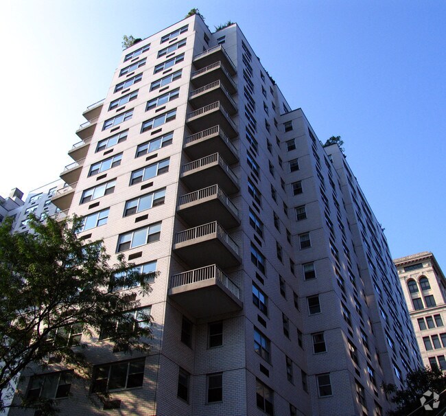 Photo - Stewart House Apartments