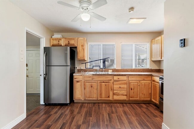 Photo - 167 4700 South