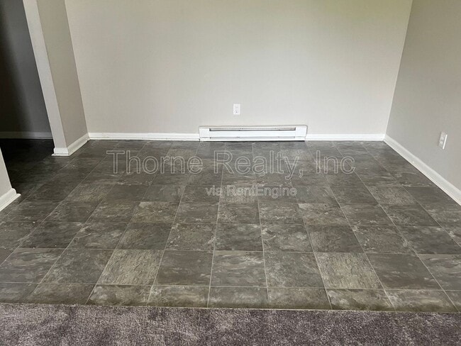 Photo - 400 E Northern Blvd Unidad 33