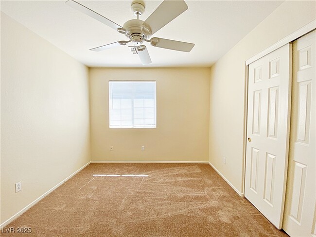 Photo - 4074 Sparrow Rock St