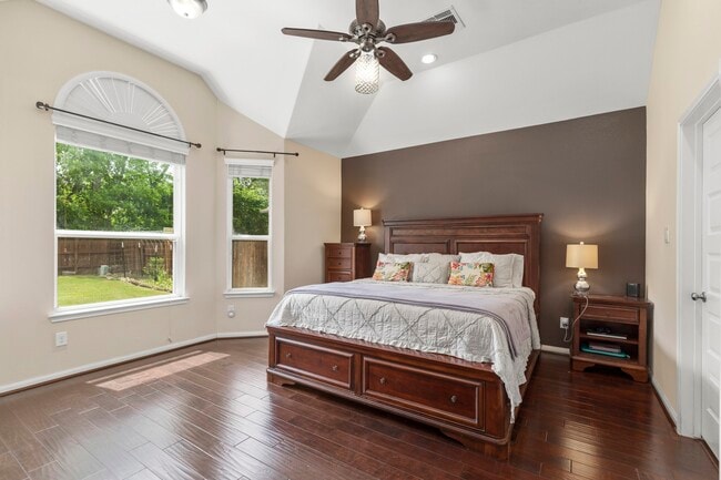 Photo - 5314 Belle Manor Ln