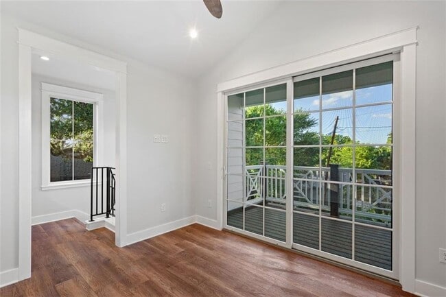 Photo - 1801 Alta Vista Ave