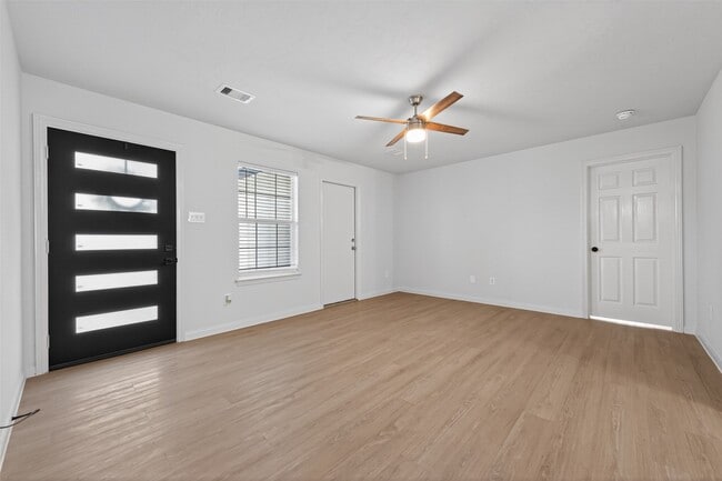 Photo - 16348 Ryan Guinn Way