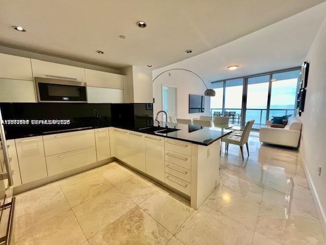 Photo - 17121 Collins Ave Unit 1007