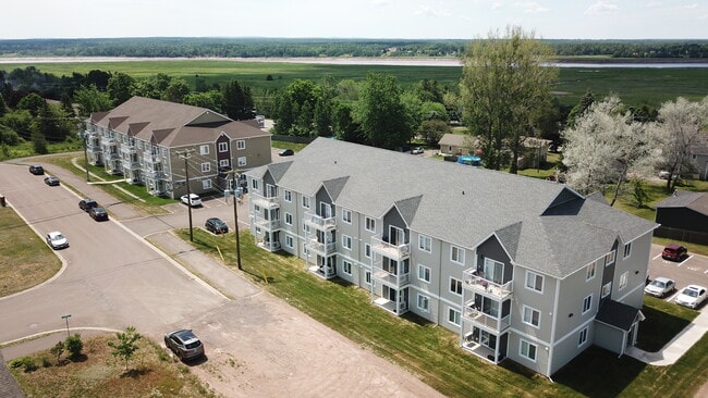 Building Photo - Aura Apartments